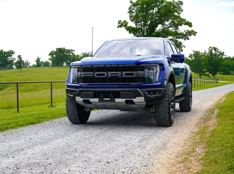 2022 Ford F-150 Raptor SuperCrew, front